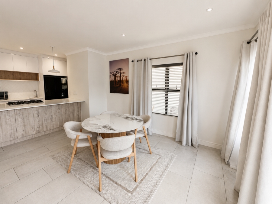 4 Bedroom Property for Sale in Sandown Western Cape